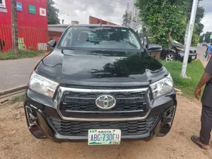 Toyota Hilux 2020 Black