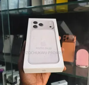 New Apple iPhone 17 Pro Max 256 GB Silver