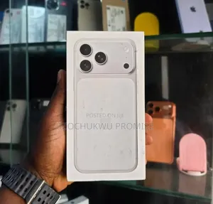New Apple iPhone 17 Pro Max 256 GB Silver