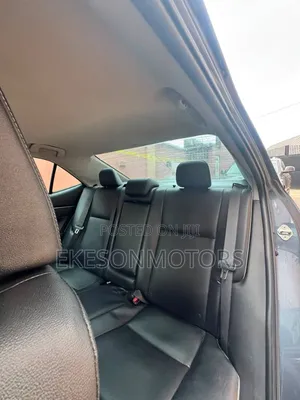 Toyota Corolla S w/Special Edition Pkg (1.8L 4cyl CVT) 2016 Gray