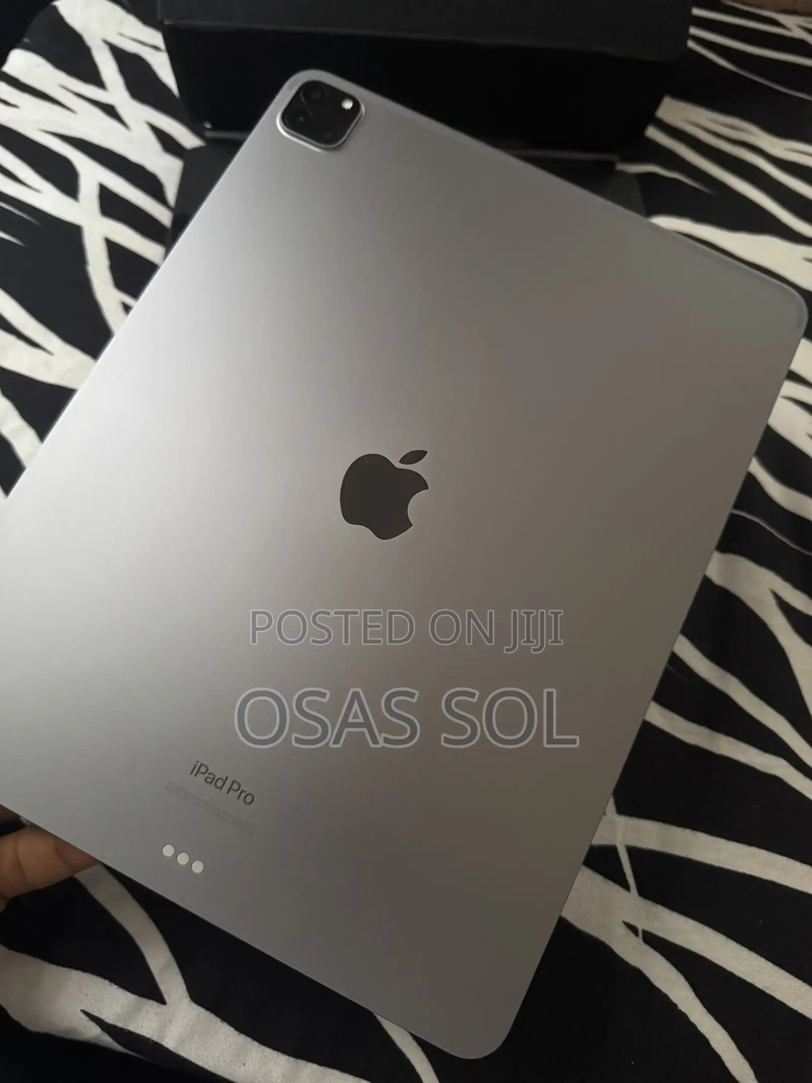 Apple iPad Pro 12.9 (2022) 128 GB Gray