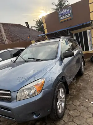Toyota RAV4 2008 Blue