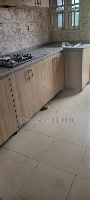 Furnished 3bdrm Block of Flats in Aco Estate Airport for rent