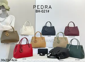 Pedra Structure Bags