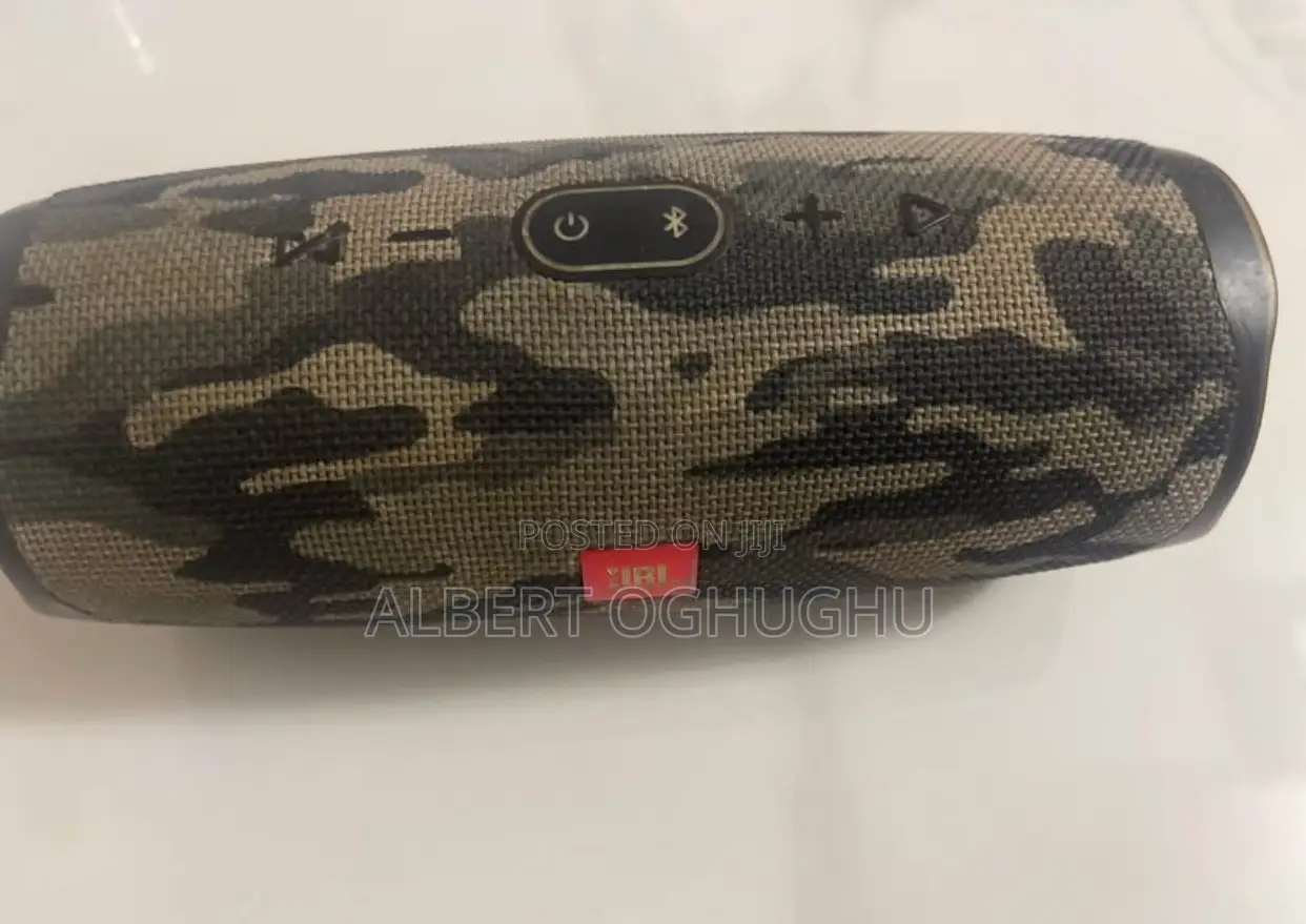 JBL Charge 4