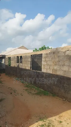 1bdrm Room & Parlour in Agric for sale