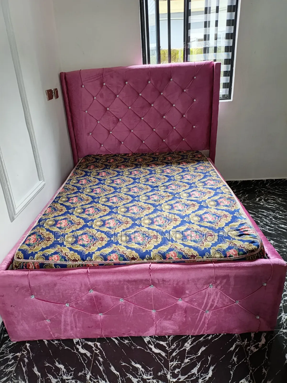 Standard 6x4 Bedframe, Available in Different Colors