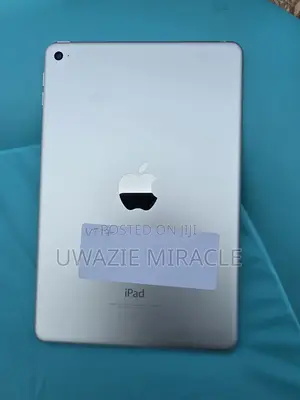 Apple iPad mini 4 128 GB Gray