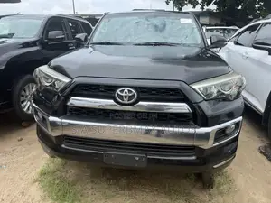 Toyota 4-Runner 2017 Black