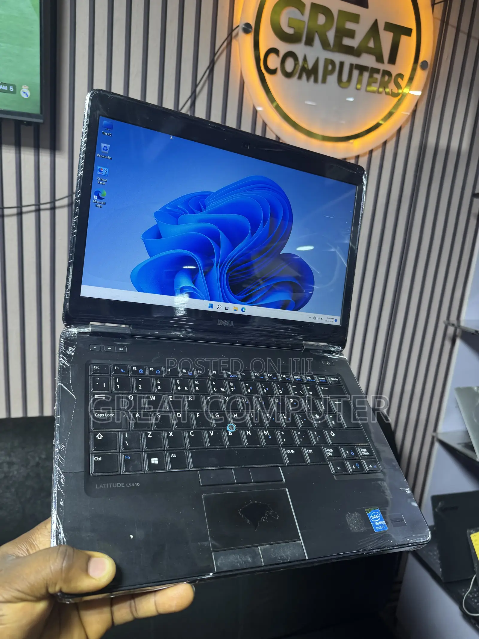 New Laptop Dell Latitude E5440 8GB Intel Core i5 SSD 256GB