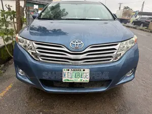 Toyota Venza 2010 Blue
