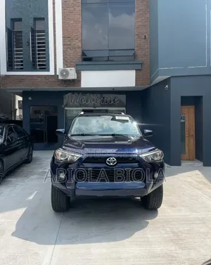 Toyota 4-Runner 2015 Blue