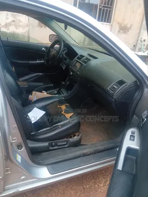 Honda Accord Automatic 2004 Silver