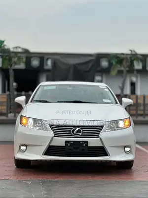 Lexus ES 350 FWD 2014 White