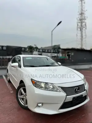 Lexus ES 350 FWD 2014 White