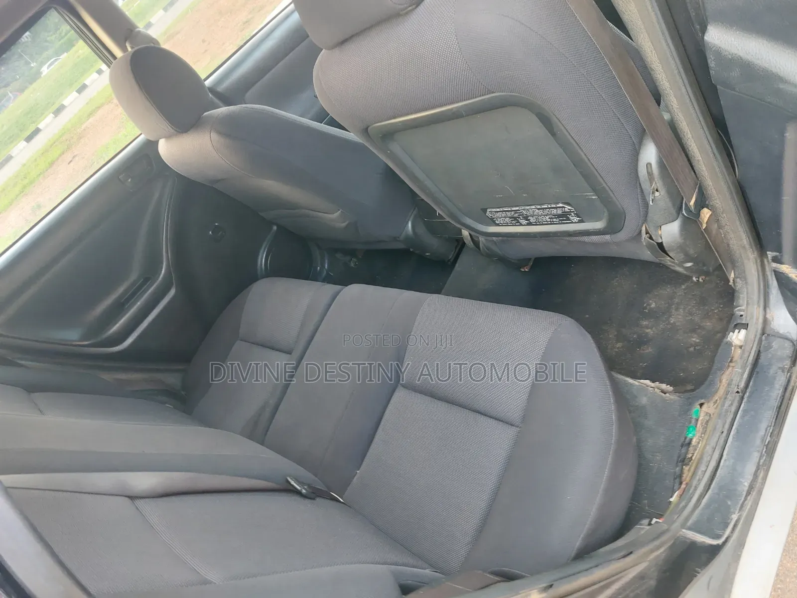 Pontiac Vibe Automatic 2004 Black