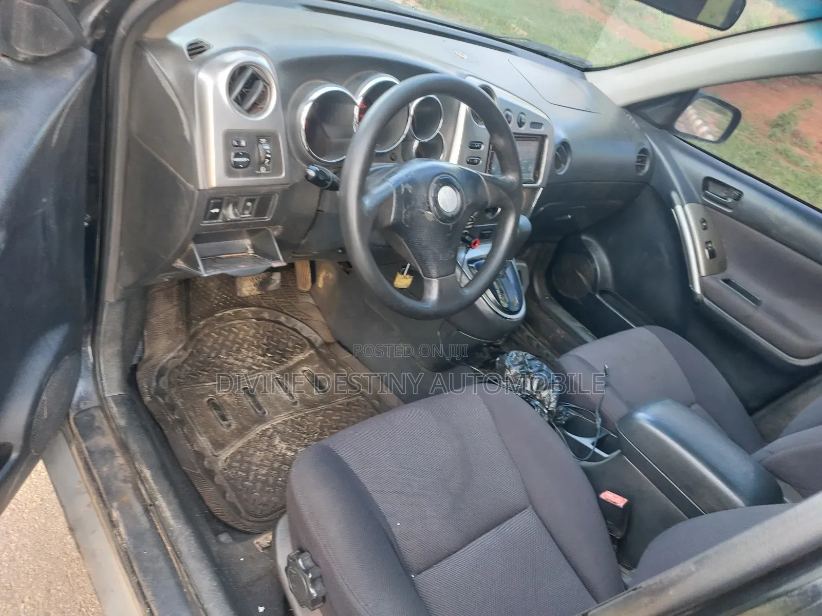 Pontiac Vibe Automatic 2004 Black