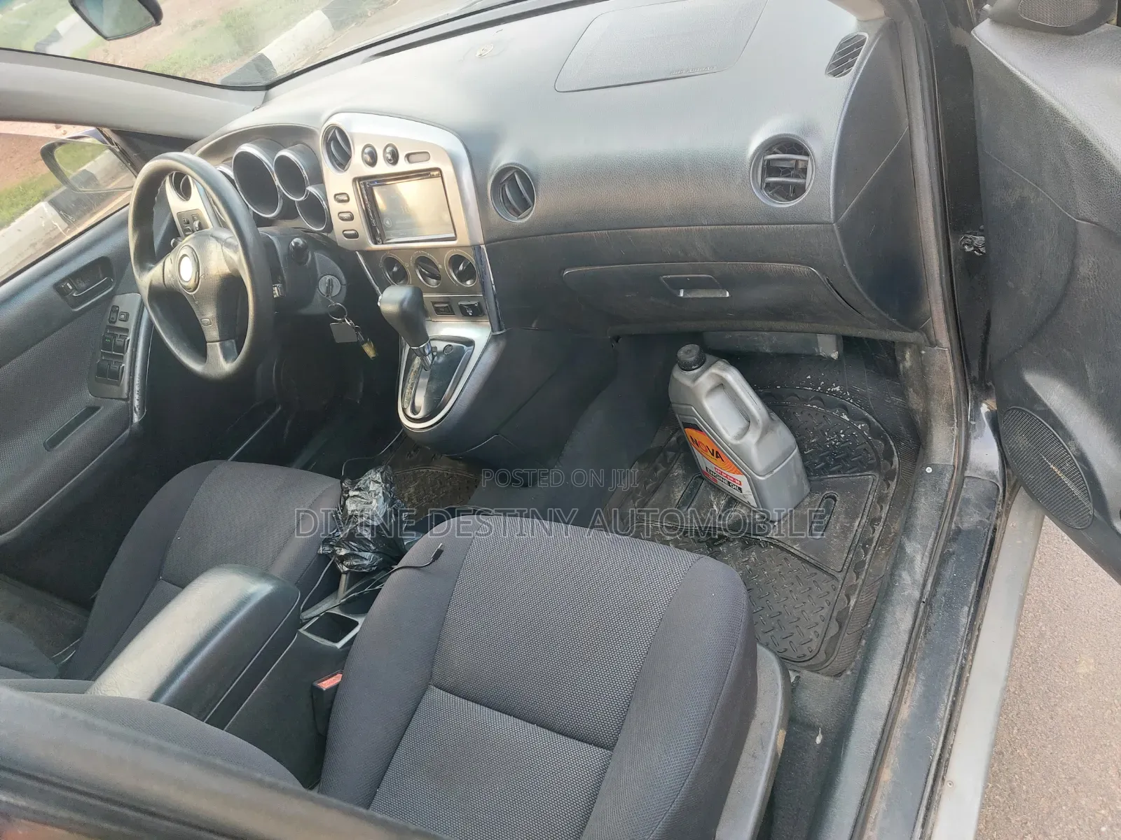 Pontiac Vibe Automatic 2004 Black