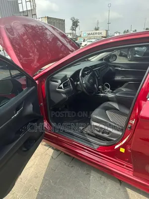 Toyota Camry 2018 Red