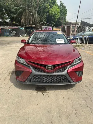 Toyota Camry 2018 Red