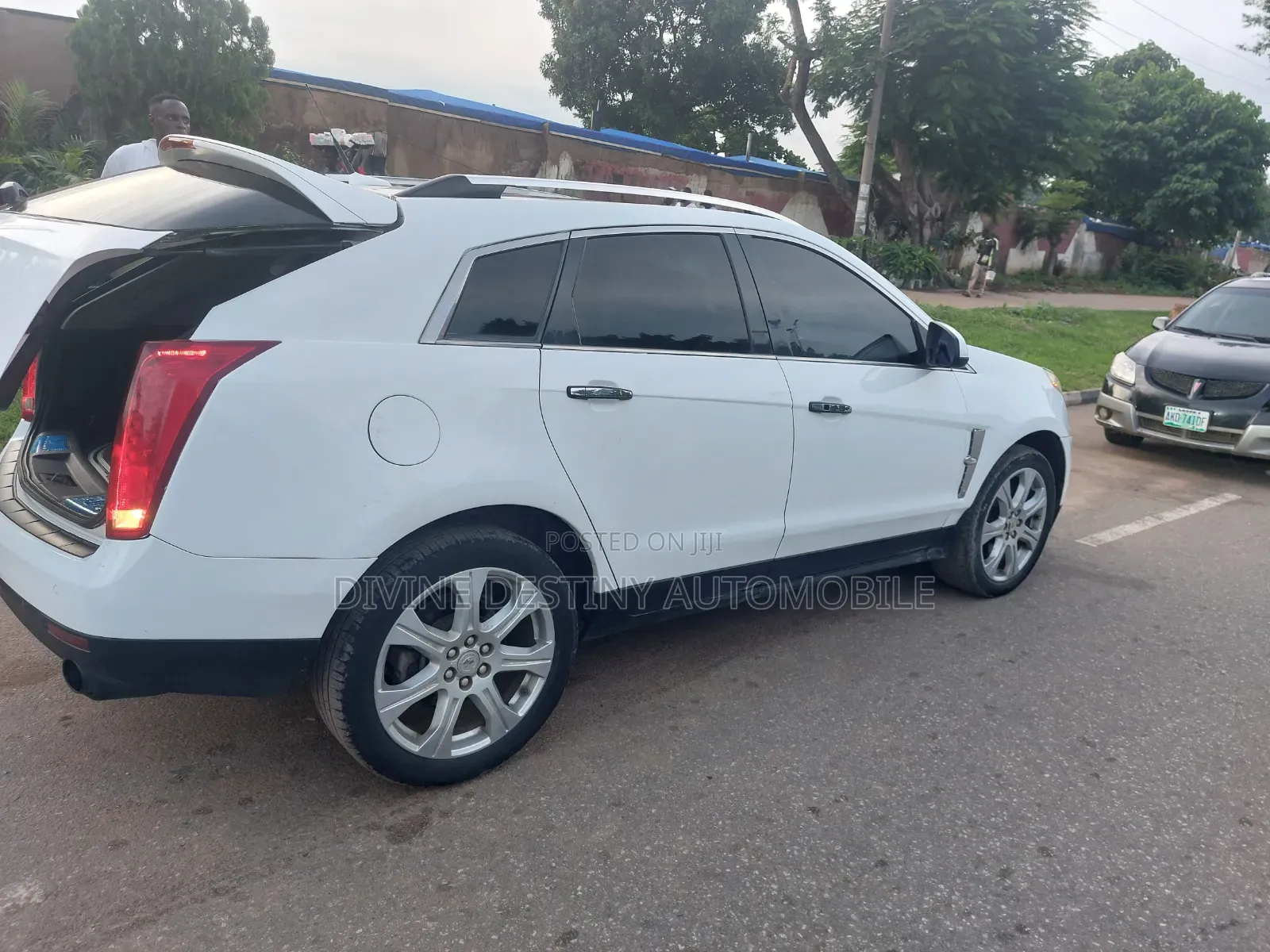 Cadillac SRX 2013 White