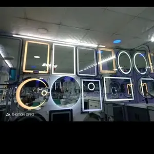 Mirror With Light