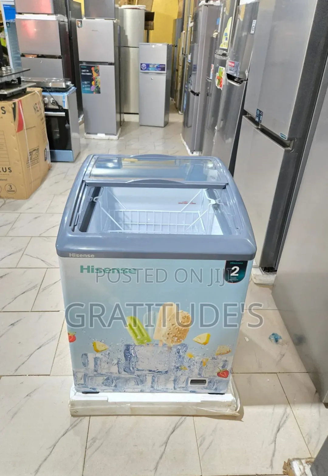 Hisense Display Freezer Gross Volume: 165l
