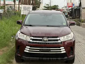 Toyota Highlander 2018 Red