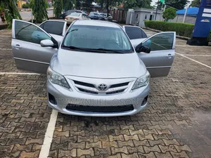 Toyota Corolla 2013 Silver
