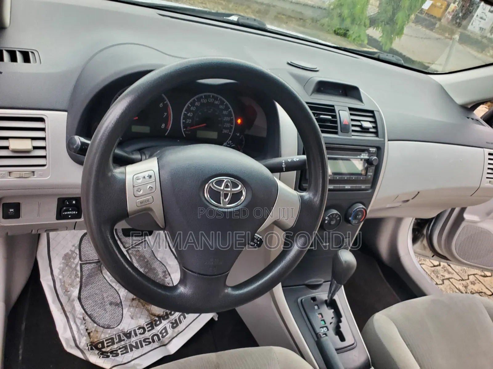 Toyota Corolla 2013 Silver