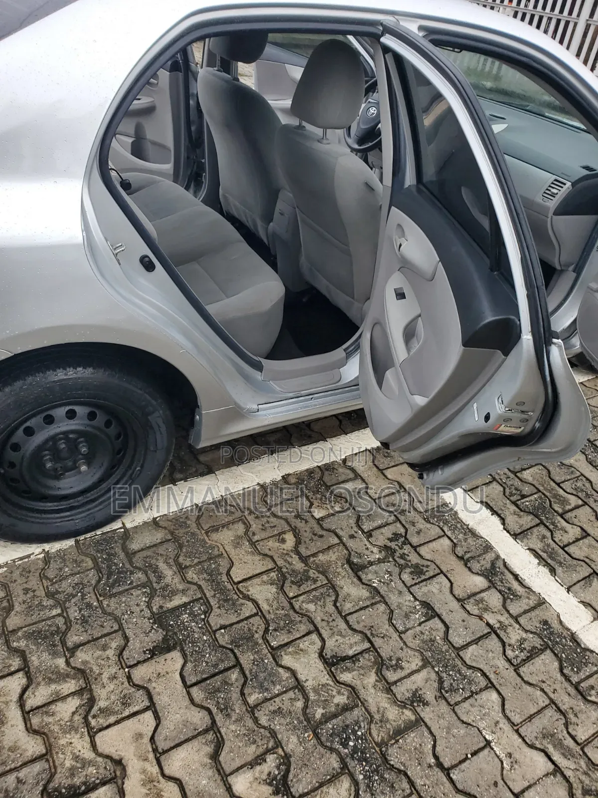 Toyota Corolla 2013 Silver