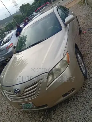 Toyota Camry 2008 Gold