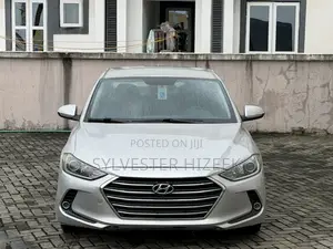 Hyundai Elantra 2017 Silver