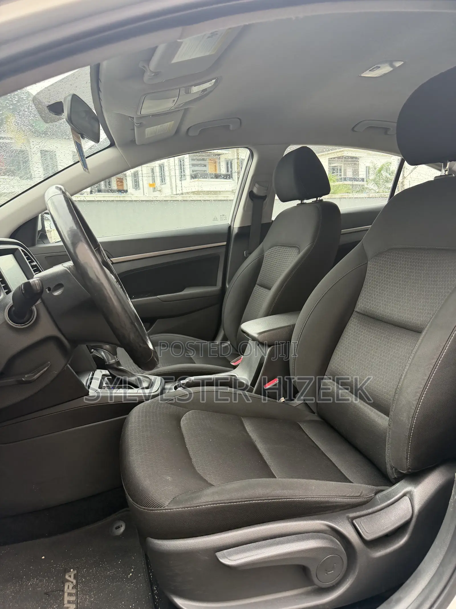 Hyundai Elantra 2017 Silver