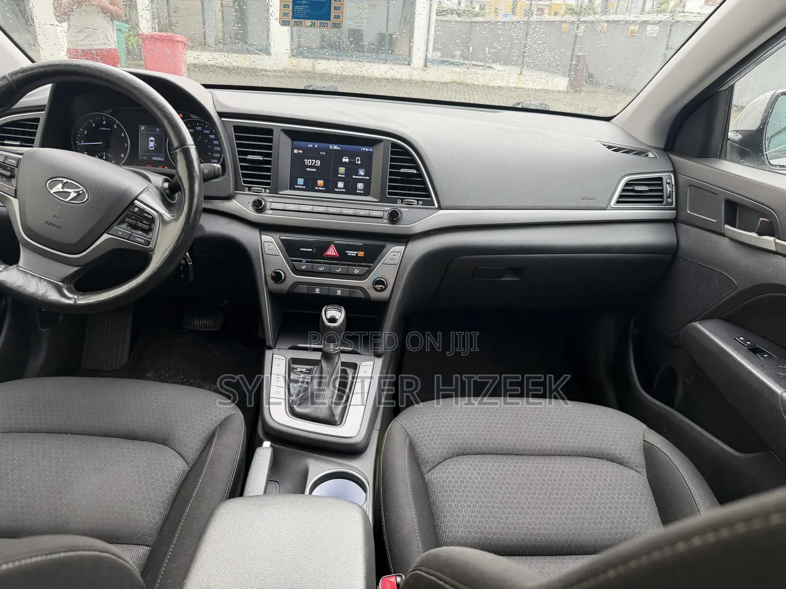 Hyundai Elantra 2017 Silver