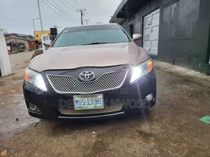 Toyota Camry 2010 Gold