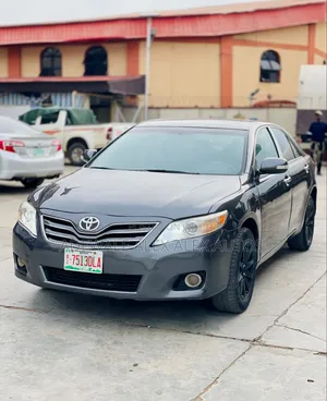 Toyota Camry XLE V6 4dr Sedan (3.5L 6cyl 6AM) 2008 Gray