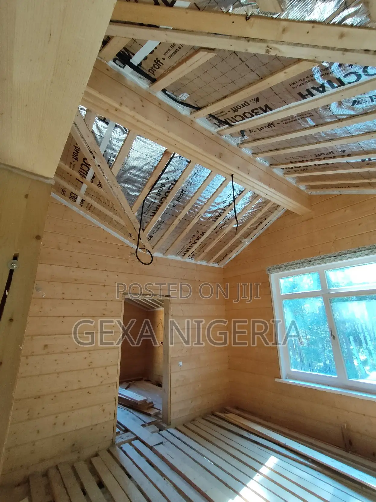 Reflective Vapor Waterproof Membrane Izospan Rf (70 M2)