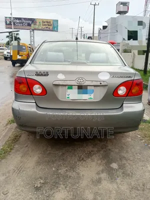 Toyota Corolla 2004 Green