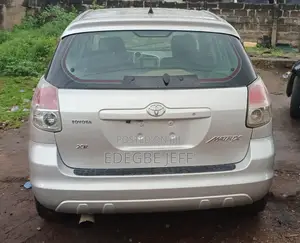 Toyota Matrix 2006 Silver