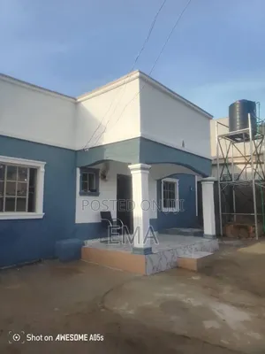 3bdrm Bungalow in Suleja for sale