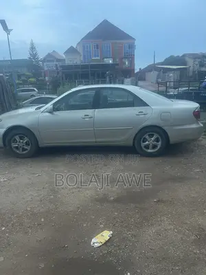 Toyota Camry 2004 Silver