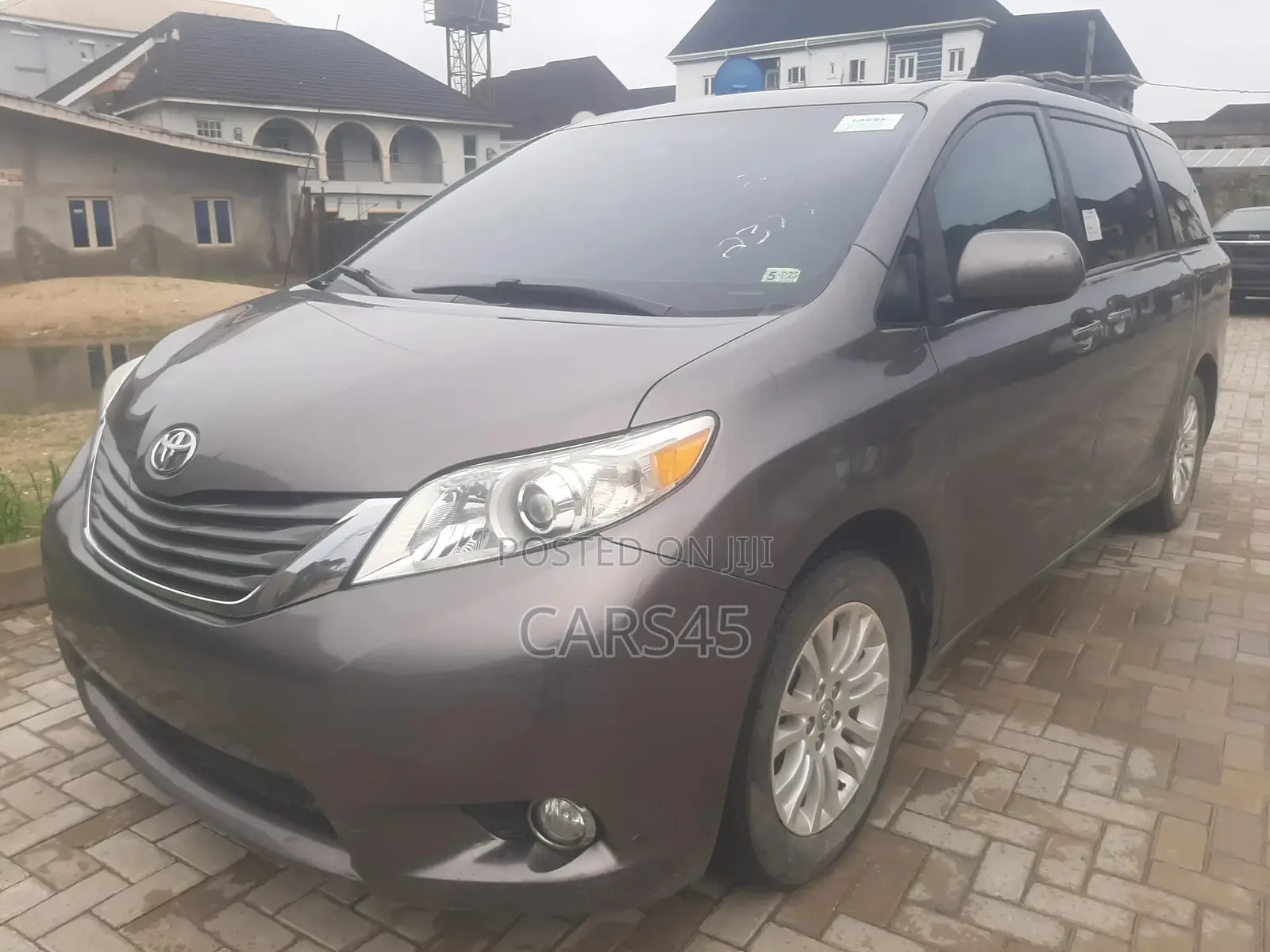 Toyota Sienna 2014 Gray