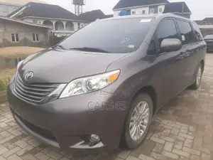 Toyota Sienna 2014 Gray