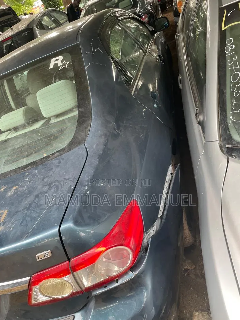 Toyota Corolla 2013 Blue
