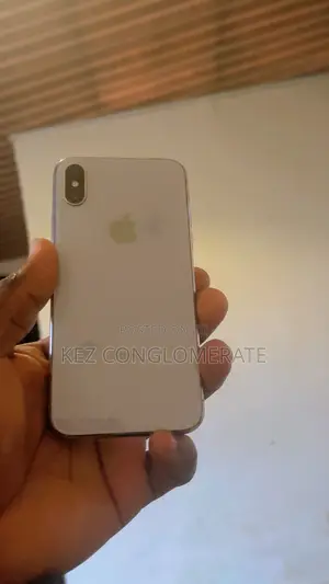 Apple iPhone X 256 GB White