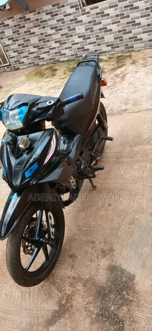 TVS Neo NX 2022 Black