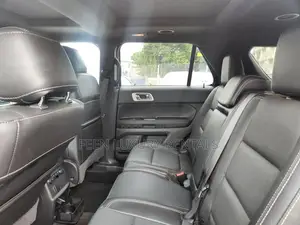 Silver Ford Explorer for Hire
