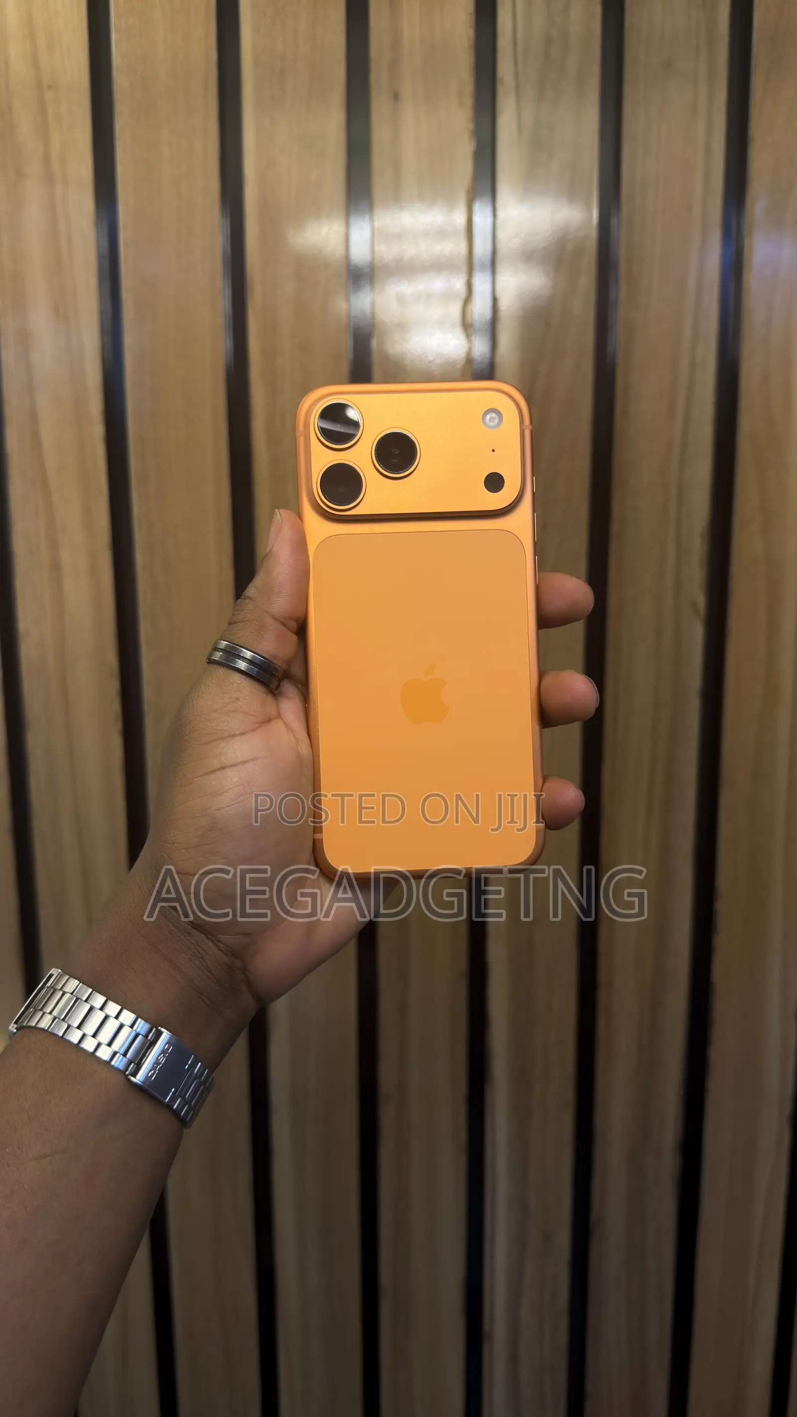 New Apple iPhone 17 Pro Max 256 GB Orange
