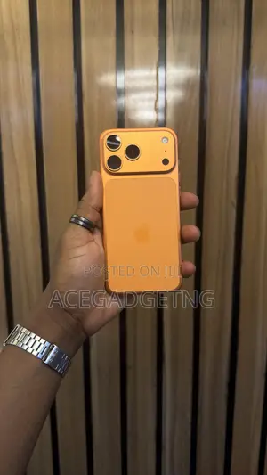 New Apple iPhone 17 Pro Max 256 GB Orange